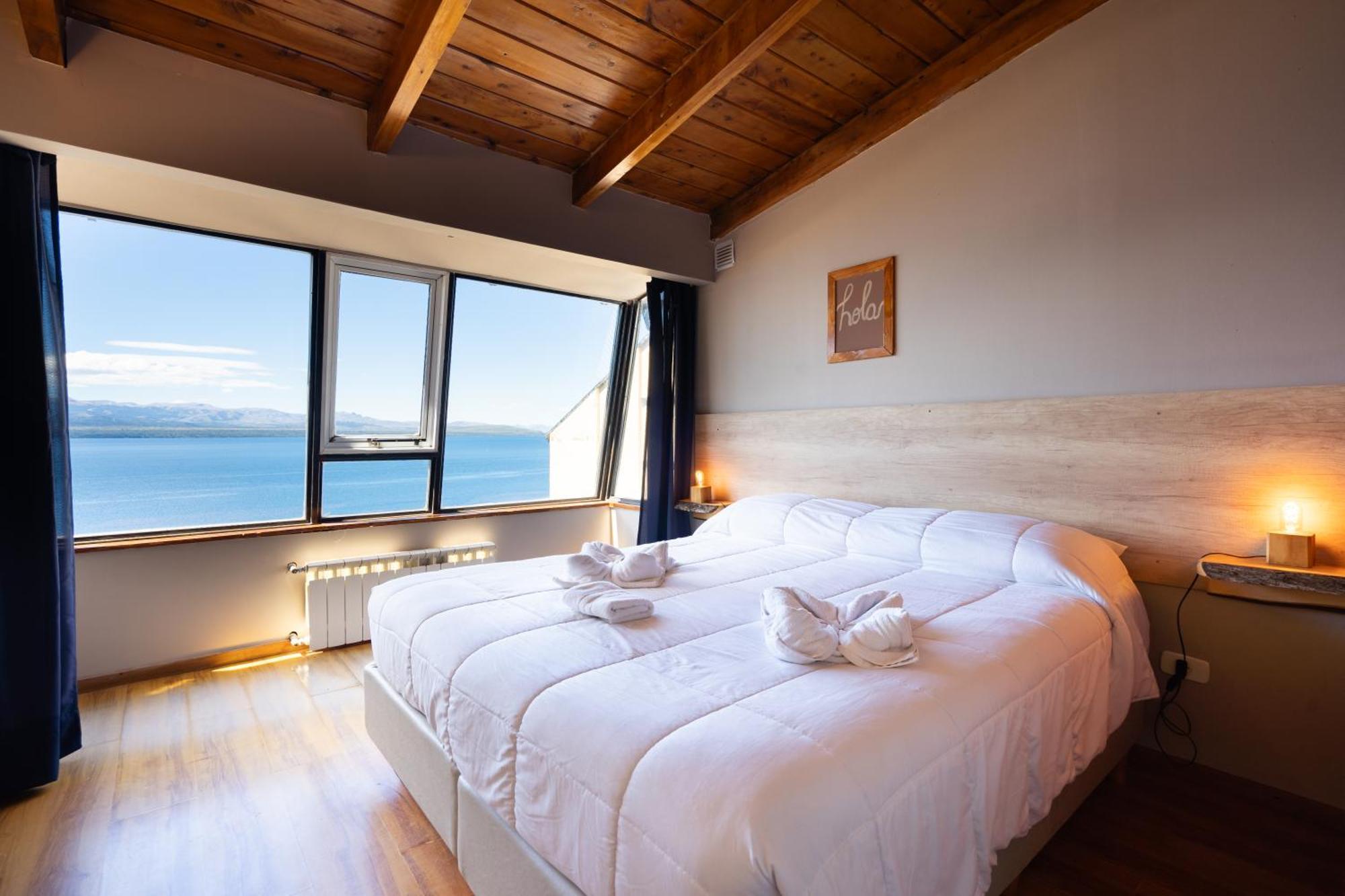 Tangoinn Downtown Hostal *